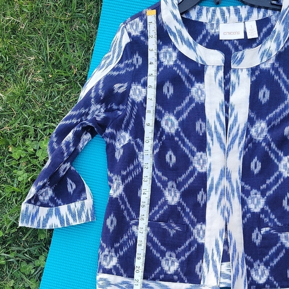 Chicos Blue and White Size 1 Patterned Jacket - Picture 4 of 7